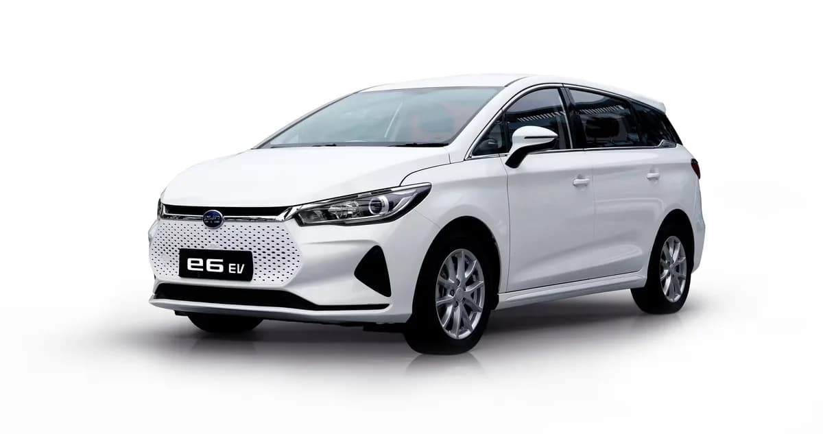 BYD E6